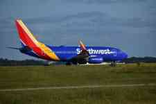 Keller: airport, airplane, southwest airlines